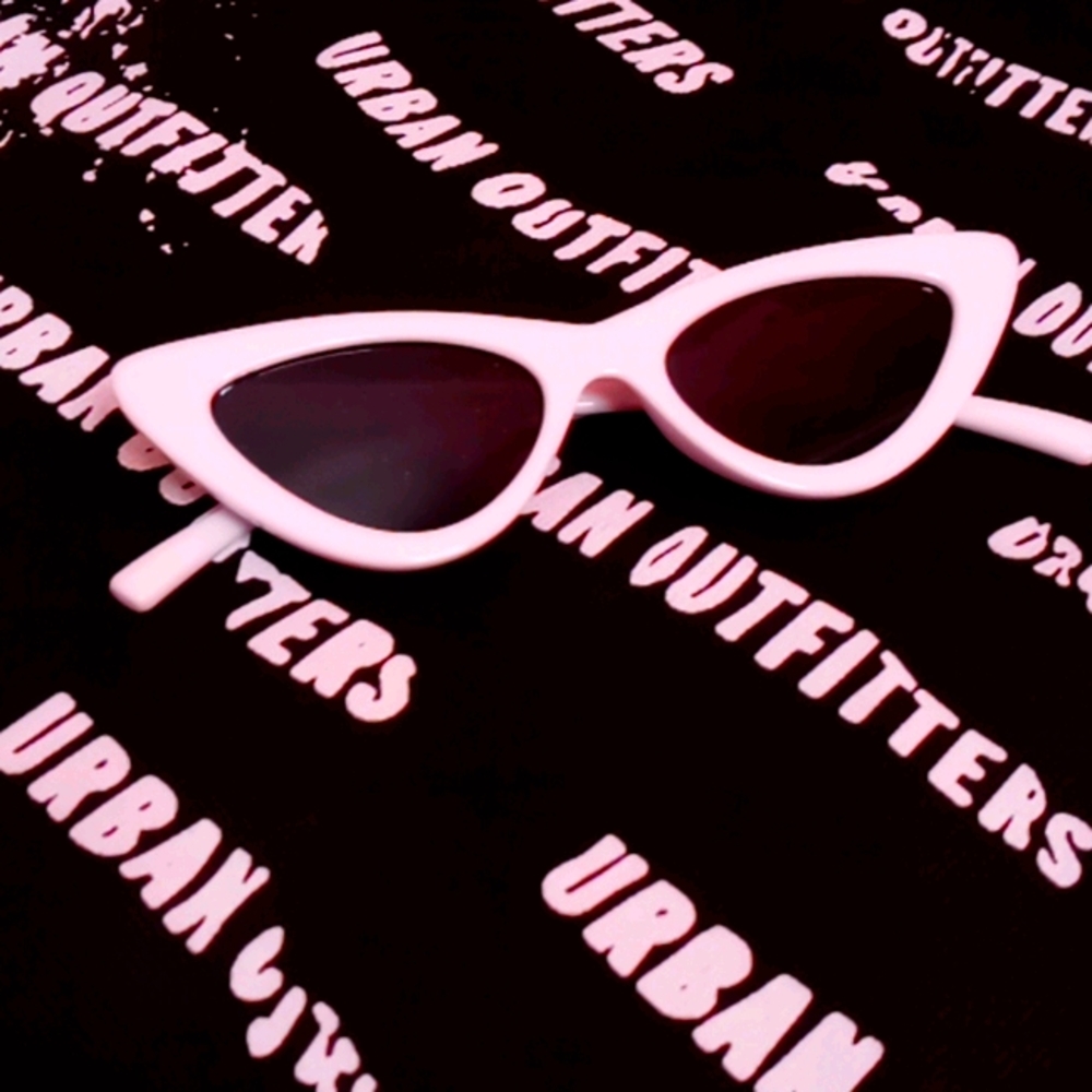 White Cat Eye Sunglasses - Picture 1 of 1